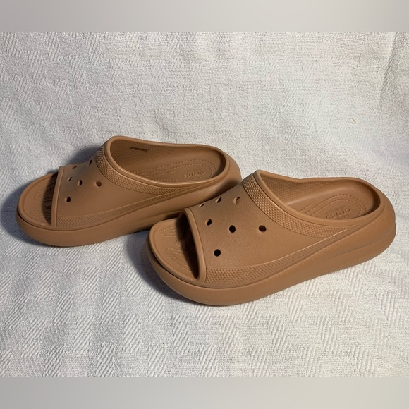 CROCS Pink/Tan Crush Slide - Picture 3 of 6